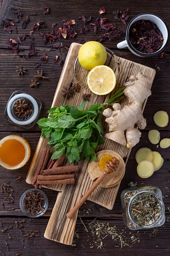 A concise and informative summary highlighting the circulatory benefits of powerful herbs such as garlic, ginger, turmeric, cayenne pepper, and ginkgo biloba. This text explains how these natural remedies improve blood flow, reduce inflammation, and support heart health, while offering practical ways to incorporate them into daily meals for enhanced vitality